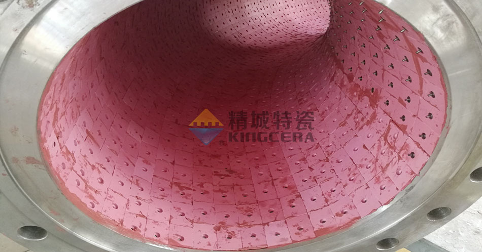 内衬耐磨陶瓷管道的陶瓷片容易脱落吗？