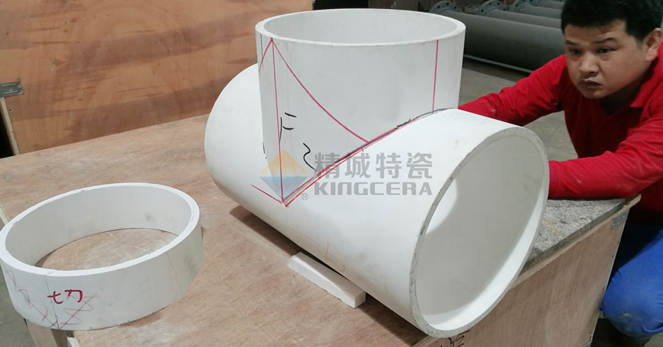 整体成型陶瓷三通管